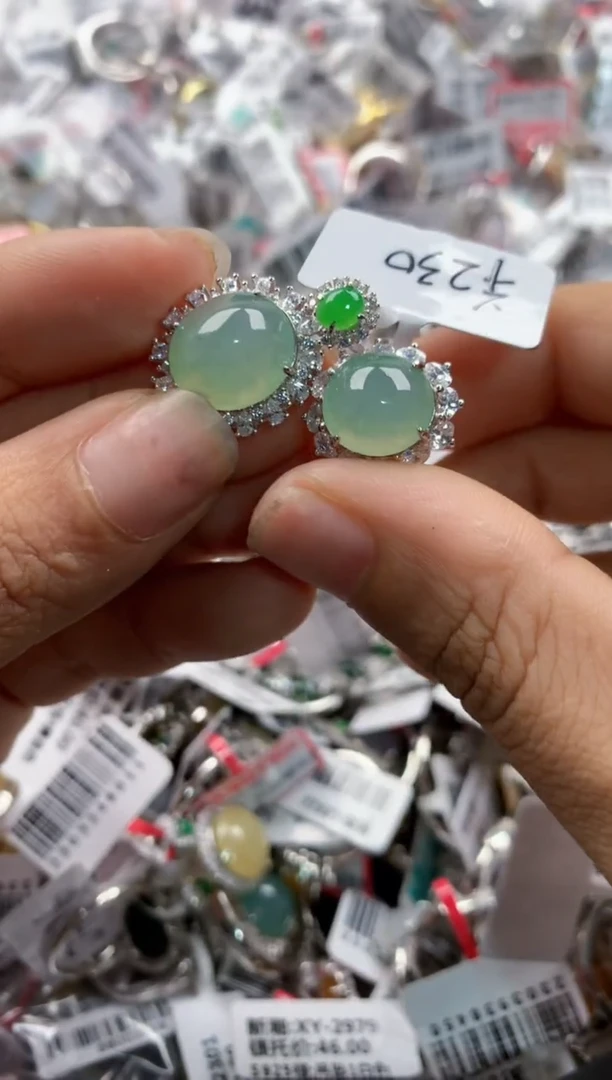 银S925镶嵌戒指翡翠666    5