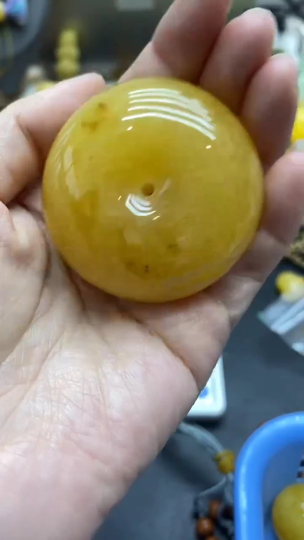 琥珀未镶嵌珠宝奇石1695