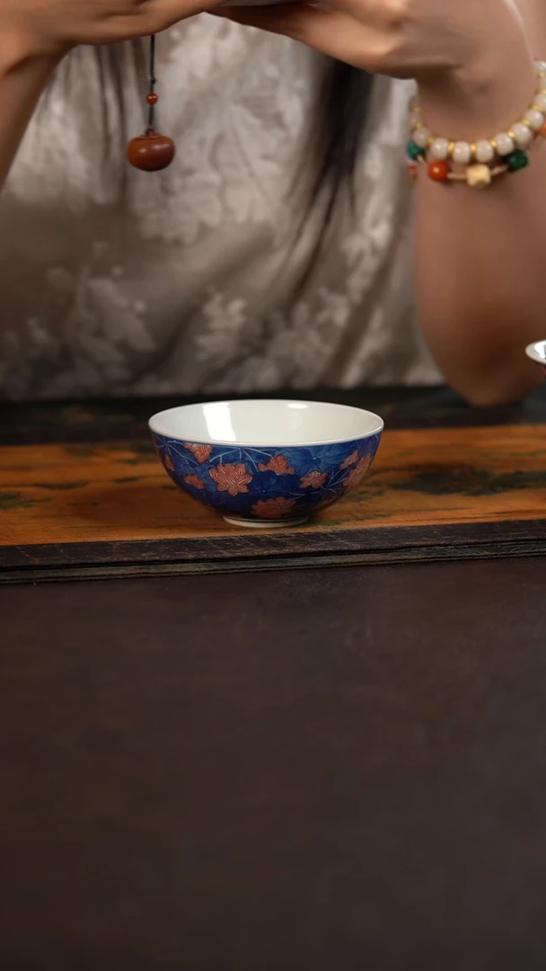 贵红窑青花釉里红荷花普洱杯