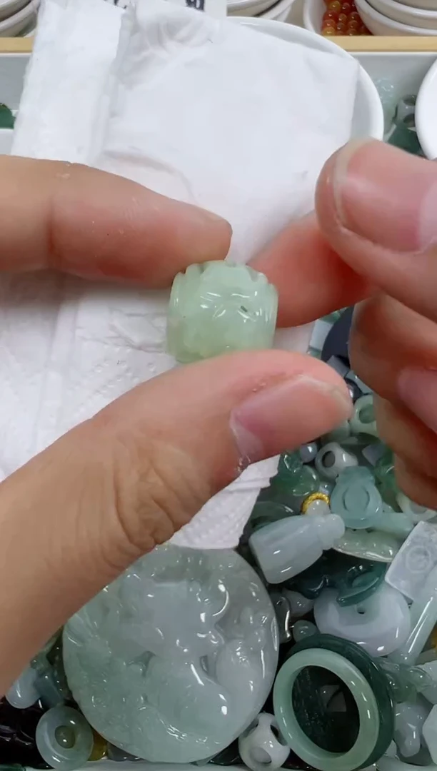 散珠翡翠1091号链接，A货翡翠