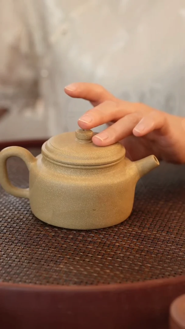 茶壶紫砂德钟 绿泥 240cc