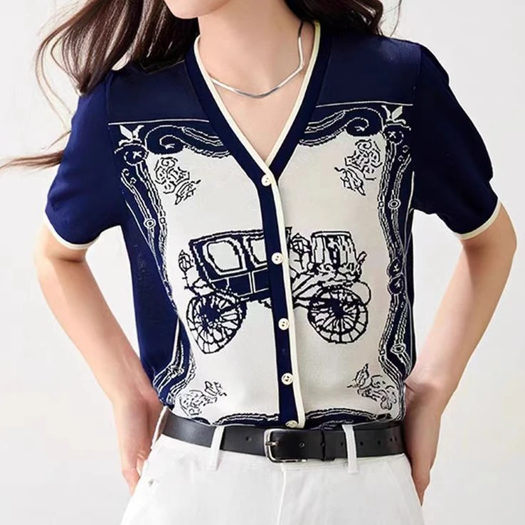 V领套头短袖女钩花上衣针织衫