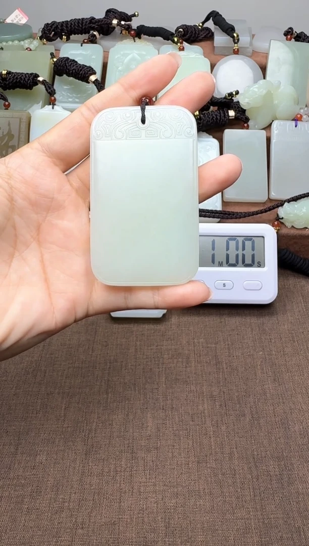 颈饰未镶嵌和田玉西**子西域浪