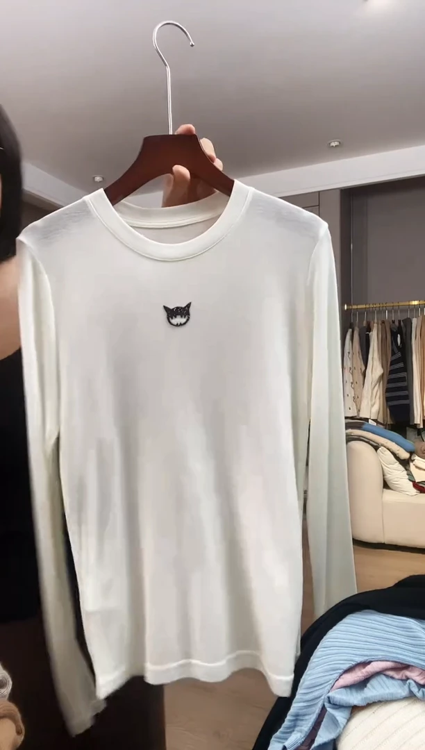 精仿羊毛小猫羊绒衫