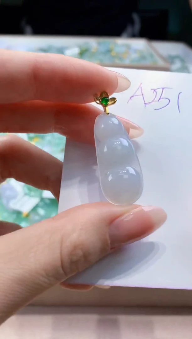 翡翠未镶嵌颈饰天然缅甸a货翡翠