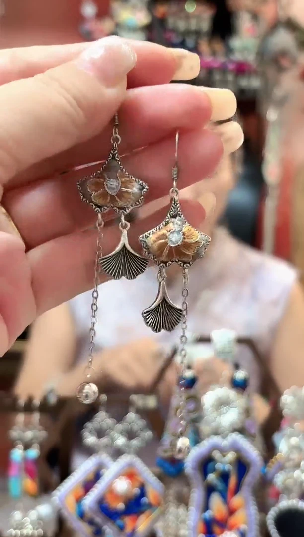 织绣云织谣民族风精美饰品 74