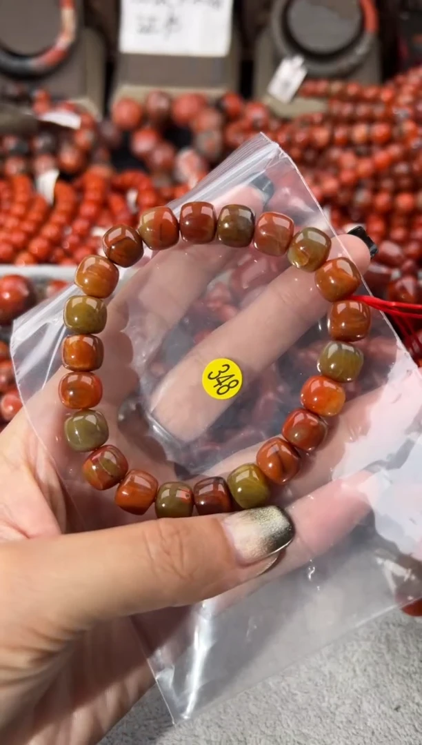 未镶嵌手串南红玛瑙10+
