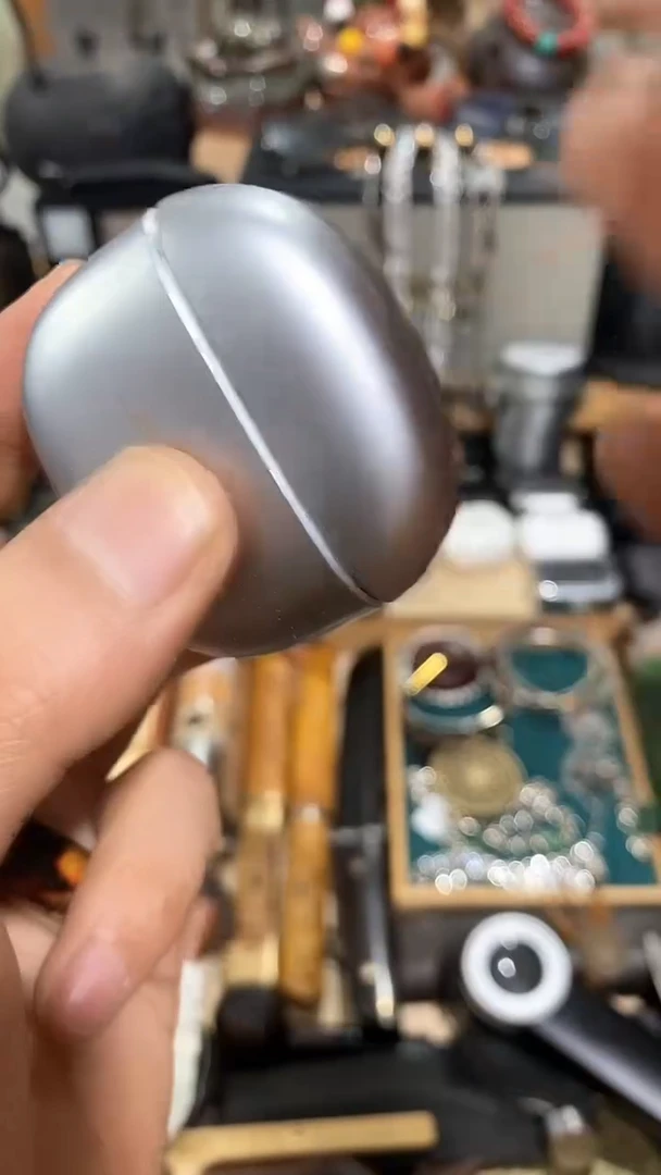 瓷片闪购商品  如图所示