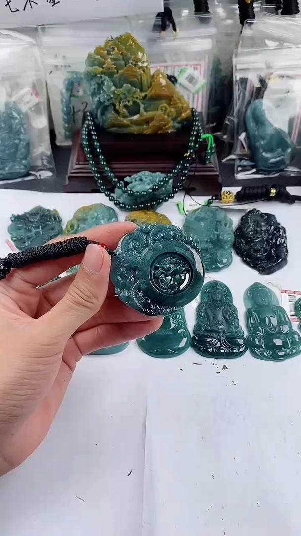 【闪购商品】翡翠颈饰未镶嵌多样性一件随机发货 三羊开泰40