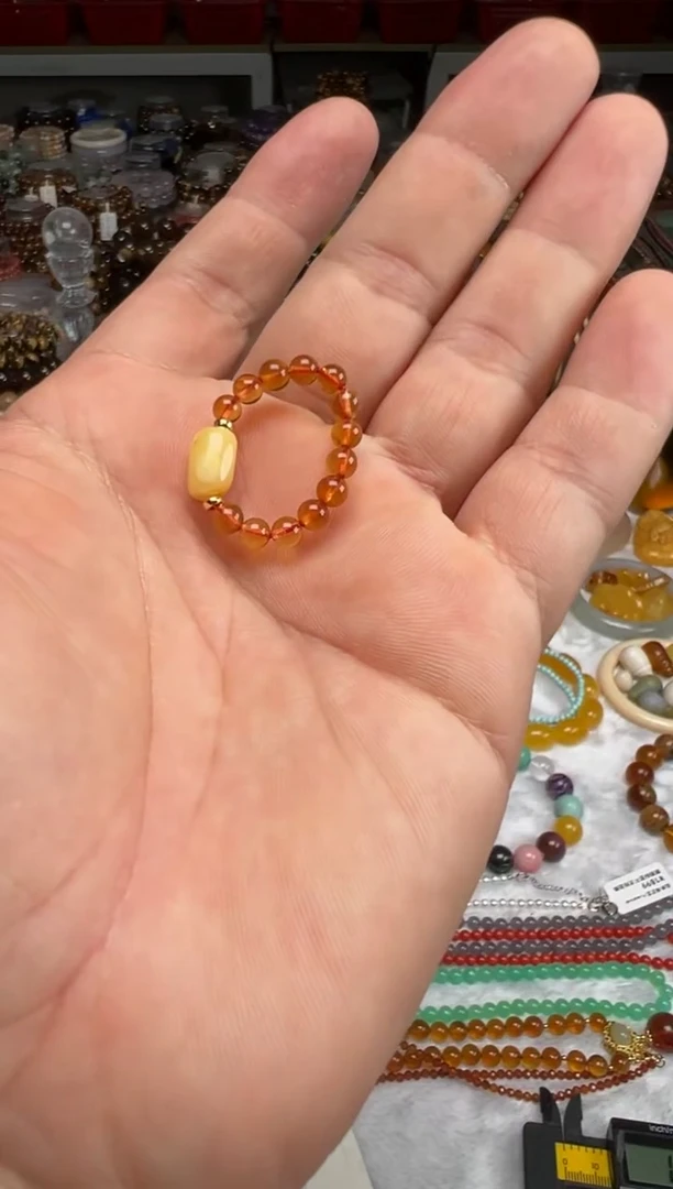 琥珀未镶嵌珠宝奇石/无优化/多样性发一件/无证书