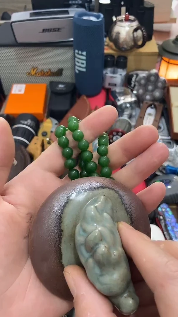 瓷片闪购商品  如图所示