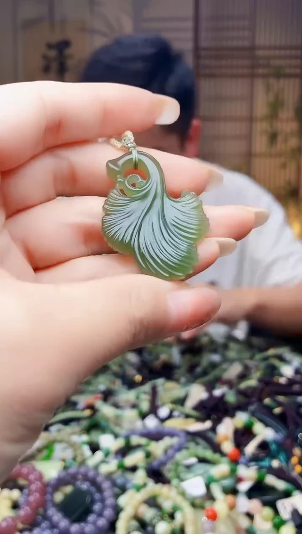 颈饰未镶嵌和田玉多样性发货，拍一发一