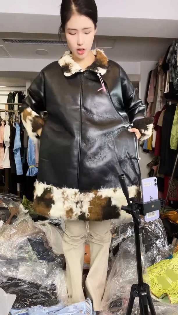 棉服    M     130斤