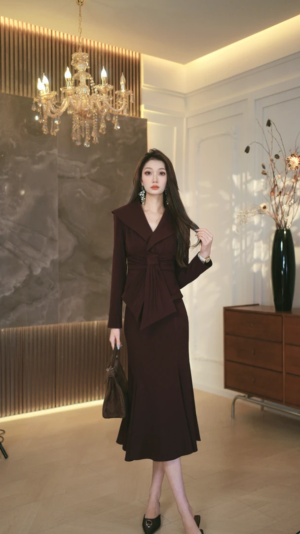 罗曼定制  原创设计时尚套装秋季轻奢女连衣裙中长款长袖法式修身