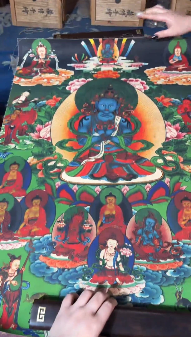 卷轴画龙妹的唐卡tk16