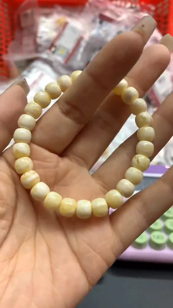 未镶嵌琥珀珠宝奇石2898