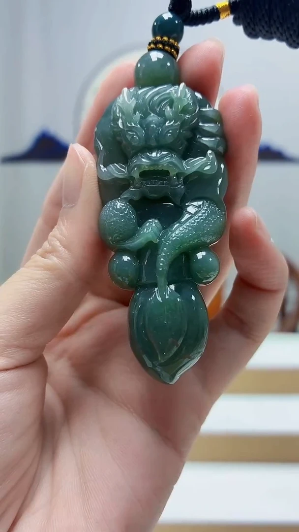 未镶嵌定制翡翠4898zm-毛货挂件龙柱68