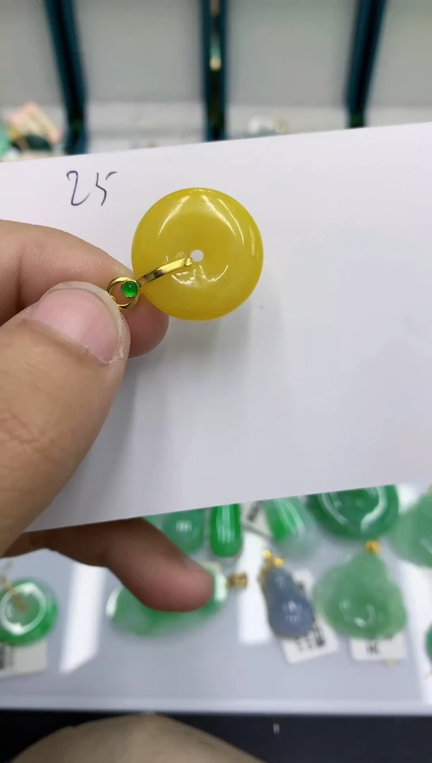 颈饰未镶嵌翡翠1111111111