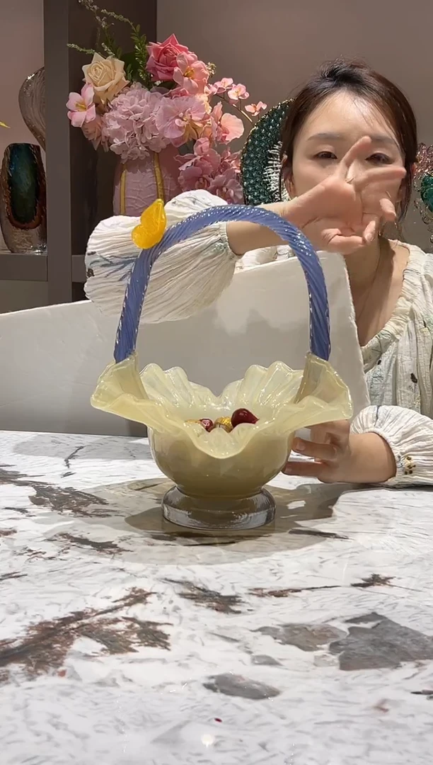手提奶油果篮 现货