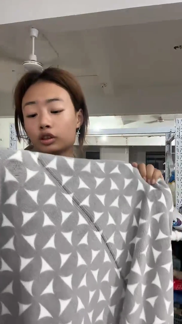 法兰绒036             瑕疵