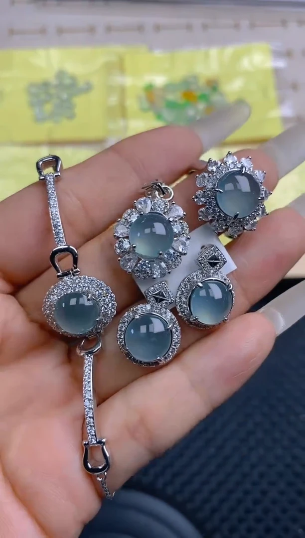 定制翡翠未镶嵌天然翡翠蛋面17