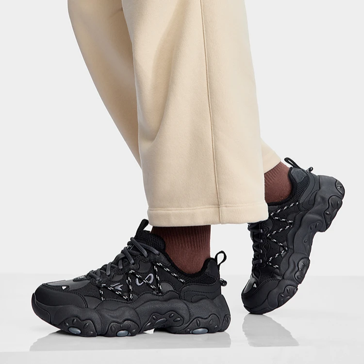 Fila/斐乐【冬季款加绒防风】猫爪六代舒适防滑运动鞋F12W542117F