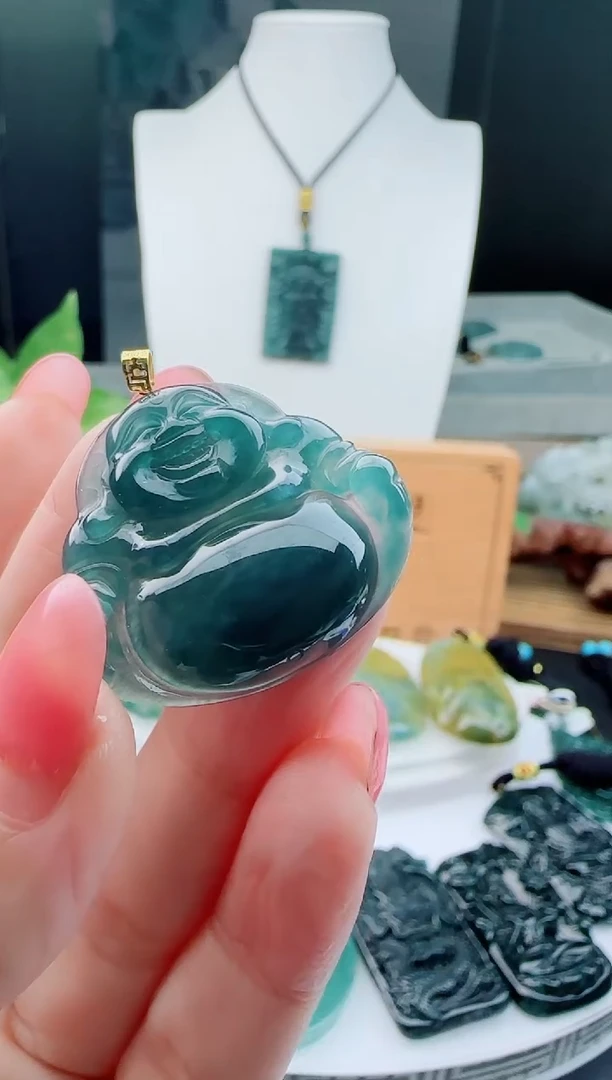 【闪购商品】翡翠颈饰18K金镶嵌多样性随机一件发货