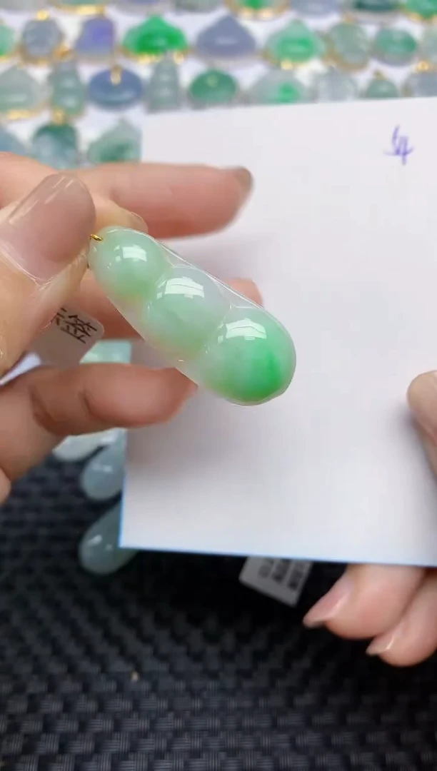 【闪购商品】翡翠颈饰18K金镶嵌天然A货翡翠 54