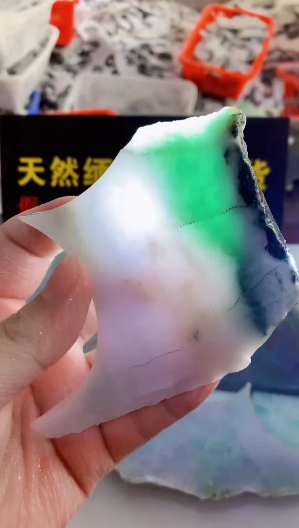 散珠翡翠0东0翡翠珠宝202