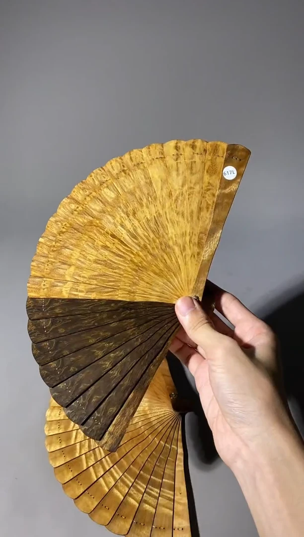 金丝楠G****u617号15cm小叶桢楠扇子掌中扇