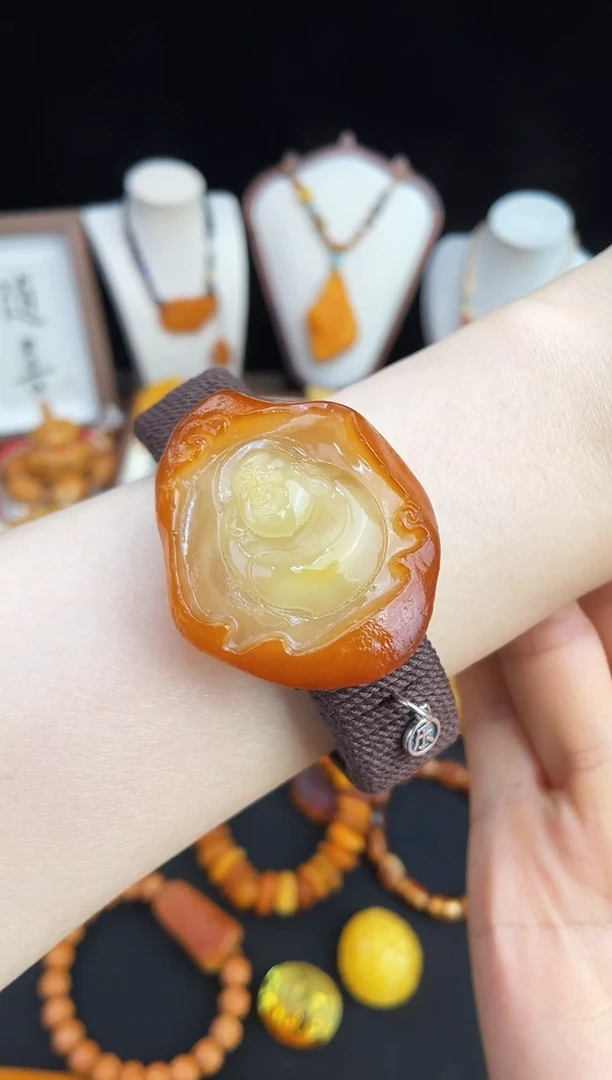 未镶嵌琥珀珠宝奇石烟****️柒月