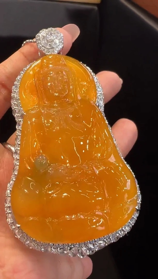 吊坠(不含链)18K金镶嵌翡翠吊坠