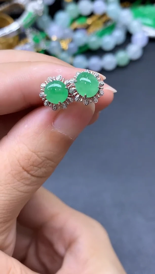 颈饰18K金镶嵌翡翠341-中国好珍宝