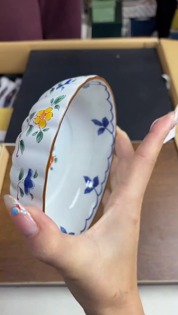 【闪购商品】瓷片隆莲瓷器欢迎大家