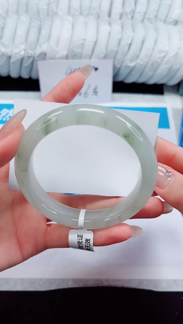 未镶嵌手镯石英质玉59-59/60