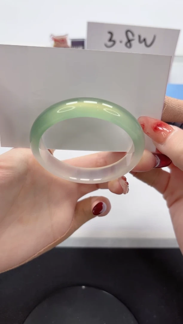 【闪购商品】石英质玉手镯未镶嵌A91-55.5