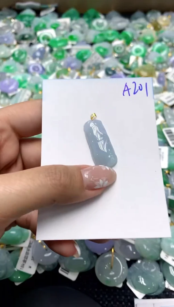 【闪购商品】翡翠颈饰18K金镶嵌111111111111111111