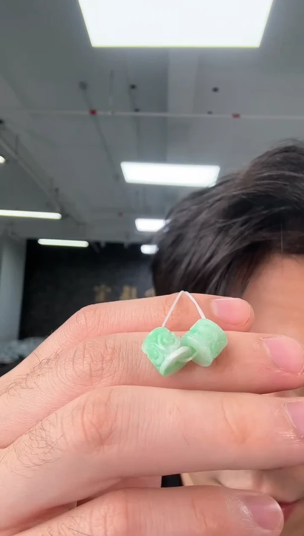 吊坠(不含链)未镶嵌翡翠翡翠桶珠