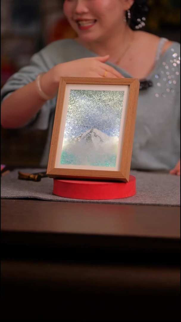 国画雪山--8寸 流沙 手写- 带灯