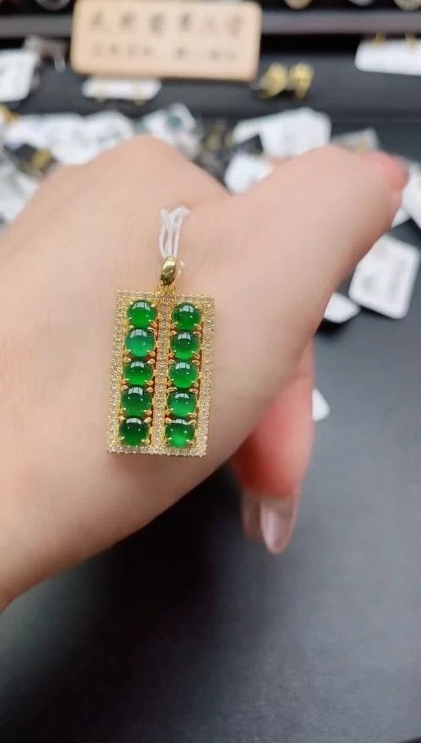 吊坠(赠链)银S925镶嵌翡翠1