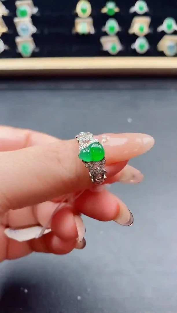 银S925镶嵌戒指翡翠1