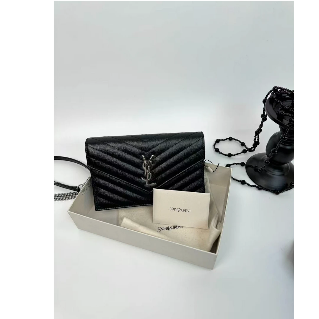 95新 YSL/圣罗兰 【小考拉】YSL 黑银鱼子酱信封woc斜挎包