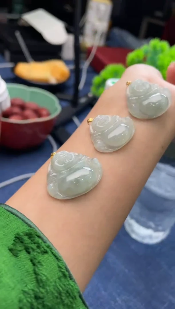 【闪购商品】定制翡翠手镯未镶嵌HY315C