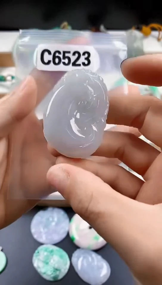 颈饰未镶嵌翡翠天然翡翠吊坠挂件