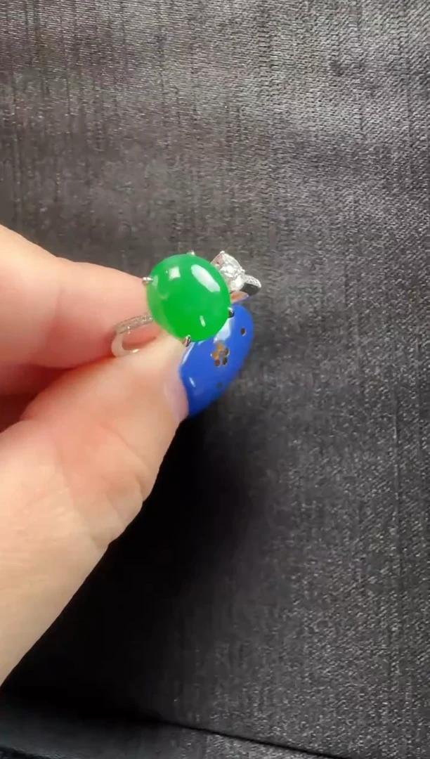 18K金镶嵌戒指翡翠604蛋面一枚