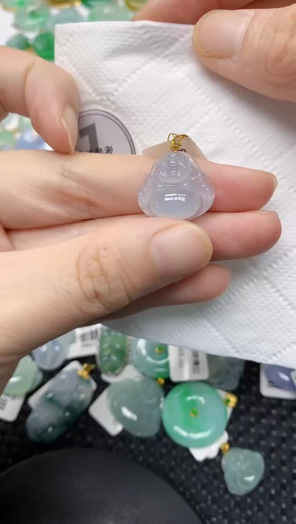 翡翠18K金镶嵌颈饰11111111