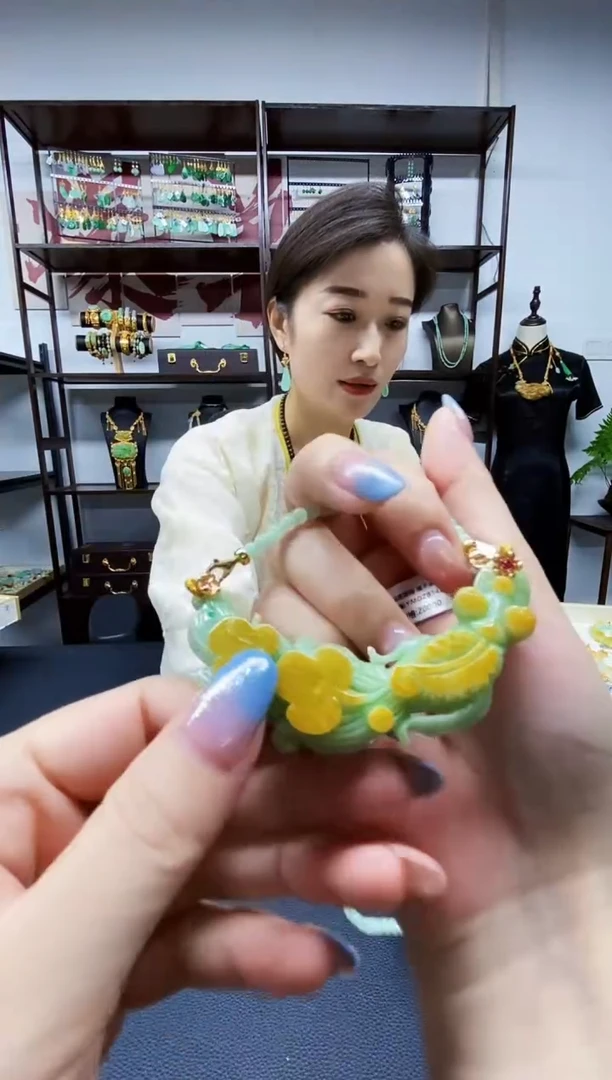 颈饰未镶嵌翡翠翡翠吊坠