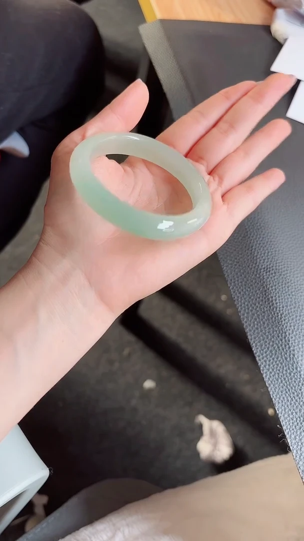 【闪购商品】石英质玉手镯未镶嵌361