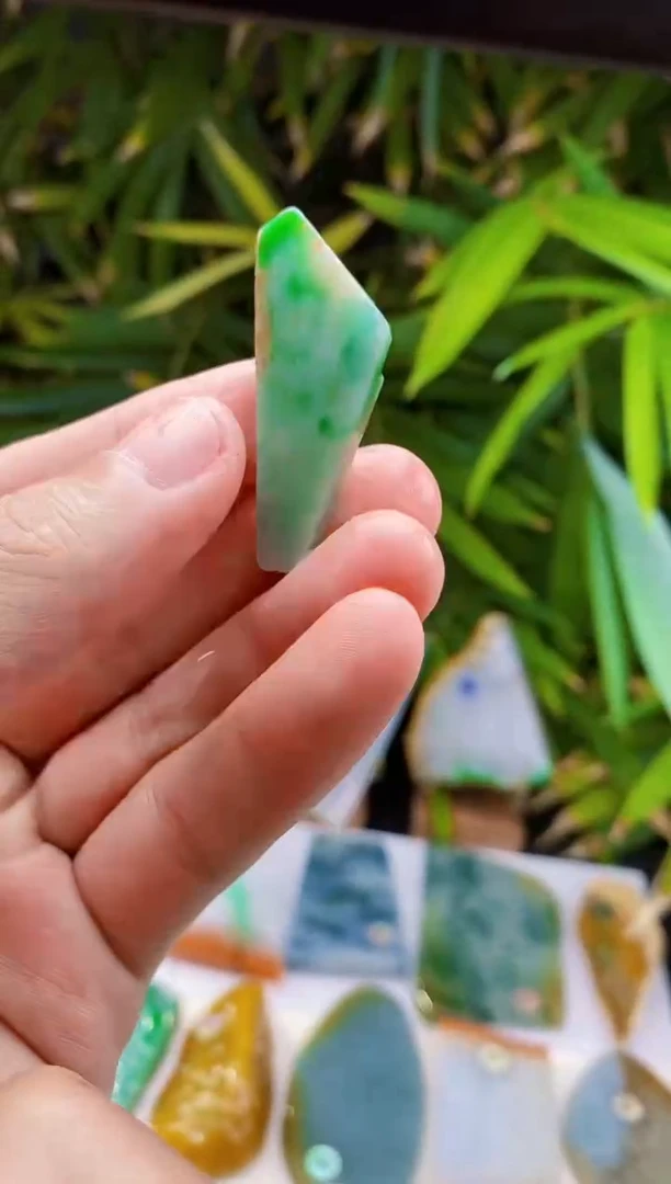 未镶嵌定制翡翠1