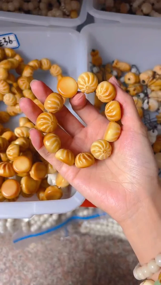 吊坠菩提根/象牙果炭烤包子单圈